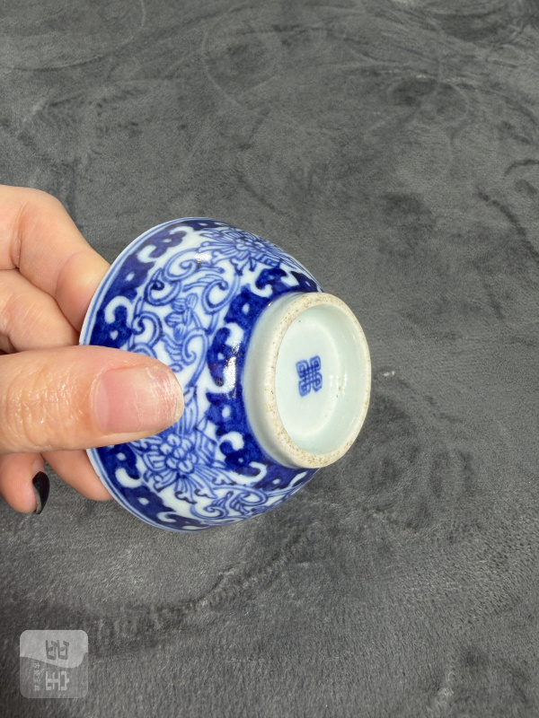 清晚期青花如意云头纹缠枝花卉纹小茶园 - 图7